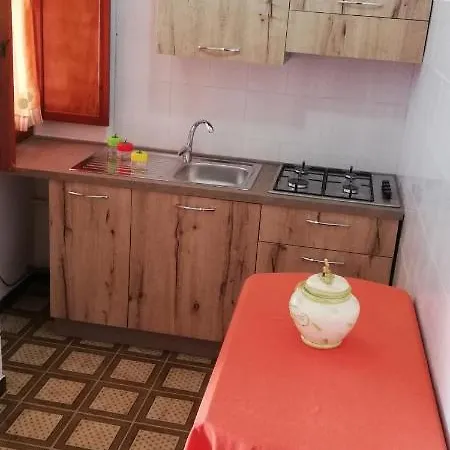 Ad Un Passo Dall Arco Apartament *