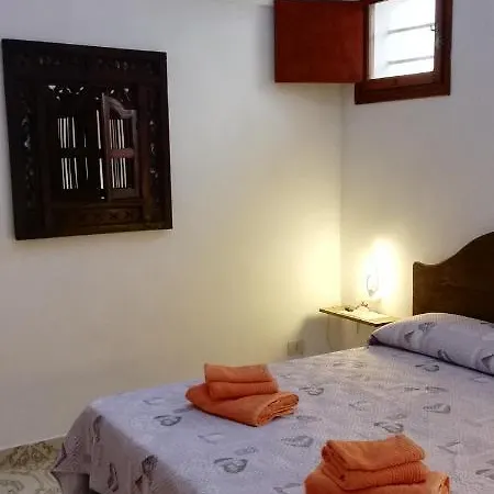 Ad Un Passo Dall Arco Apartament *