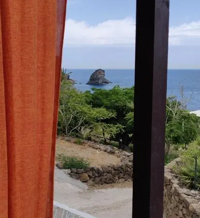 Apartment Ad Un Passo Dall Arco Tracino
