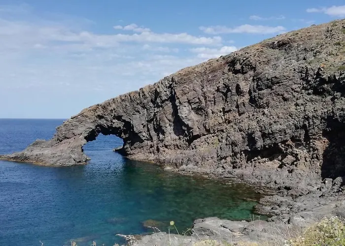 Lägenhet Ad Un Passo Dall Arco