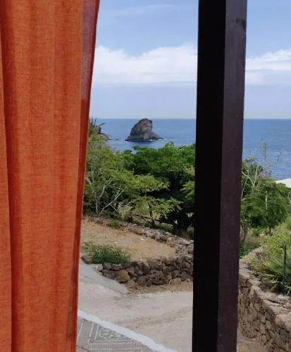 Lägenhet Ad Un Passo Dall Arco Tracino